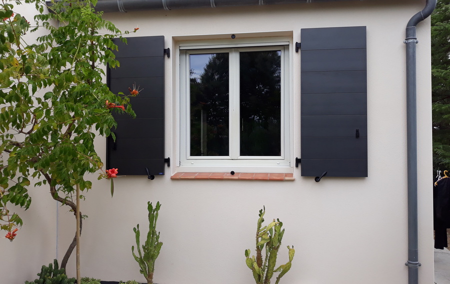 Volets battants &eacute;pur&eacute;s &agrave;&nbsp;Agen