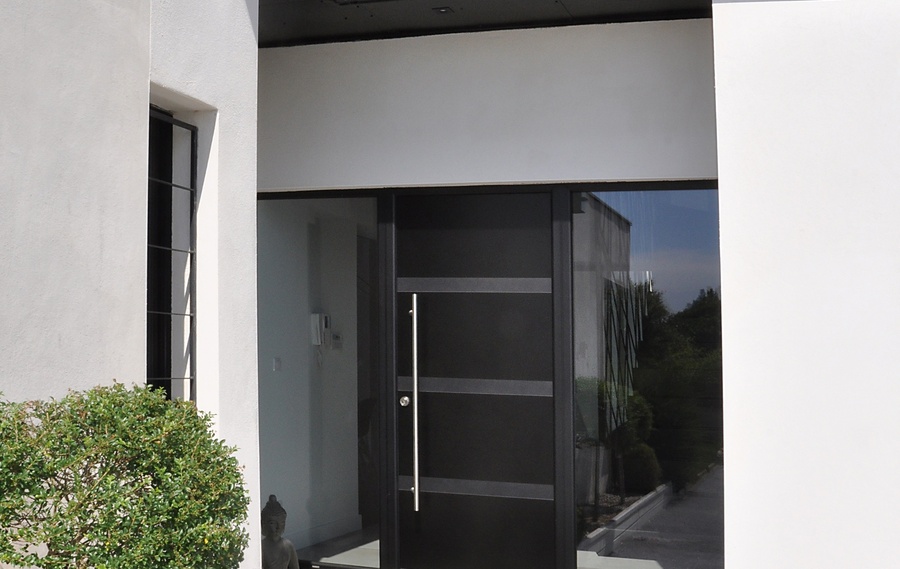 Notre gamme de portes d'entr&eacute;e en ALU CLASSIQUE et CONTEMPORAINE &agrave;&nbsp;Agen